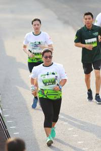 BIB: 996
                            <button type="button" onclick="openModal(3553096)" class="btn btn-primary btn-sm float-right btn-popup" data-toggle="modal" data-target=".modal-high-quality">
                        <i class="fas fa-shopping-cart"></i> Add to Cart
                    </button>
                                            <button type="button" onclick="isThisMe(3553096, true)" class="btn btn-success btn-sm float-right btn-popup btn-isme hidden" data-toggle="tooltip" data-placement="bottom" title="นี่คือรูปของคุณใช่ไหม คลิกที่นี่เพื่อเอาเข้าอัลบั้ม">
                        <i class="fas fa-plus"></i> Add to album
                    </button>
                    <button type="button" onclick="isThisMe(3553096, false)" class="btn btn-warning btn-sm float-right btn-popup btn-isnotme hidden">
                        <i class="fas fa-ban"></i> Remove from album
                    </button>